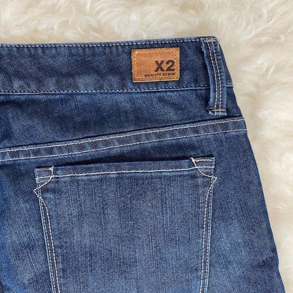X2 Quality Denim Woman's Dark Wash Boot Cut Stretch Jeans Sz 6 - Picture 6 of 9